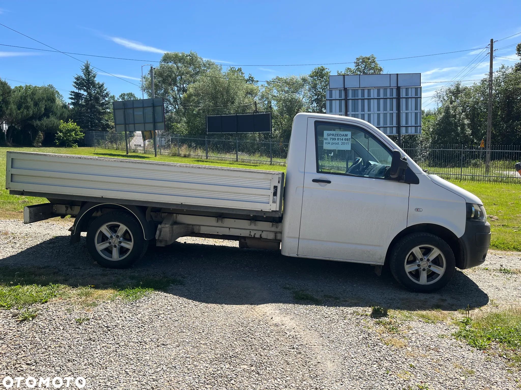 Volkswagen Transporter - 1