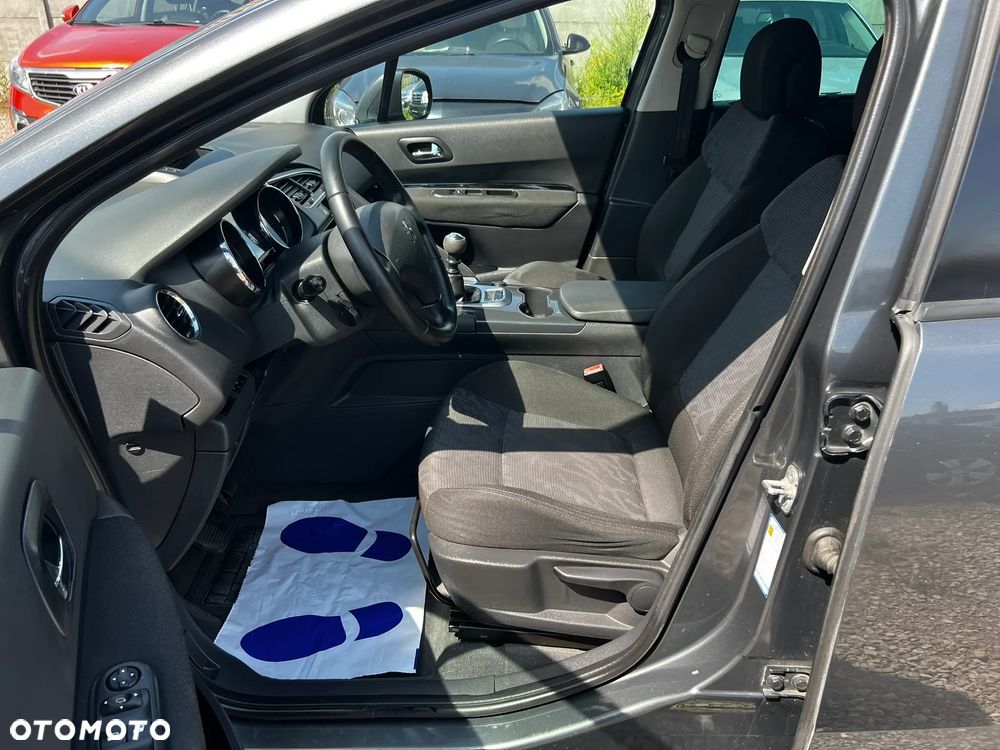 Peugeot 3008 - 14