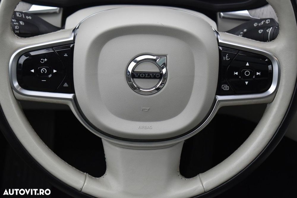 Volvo XC 60 - 37