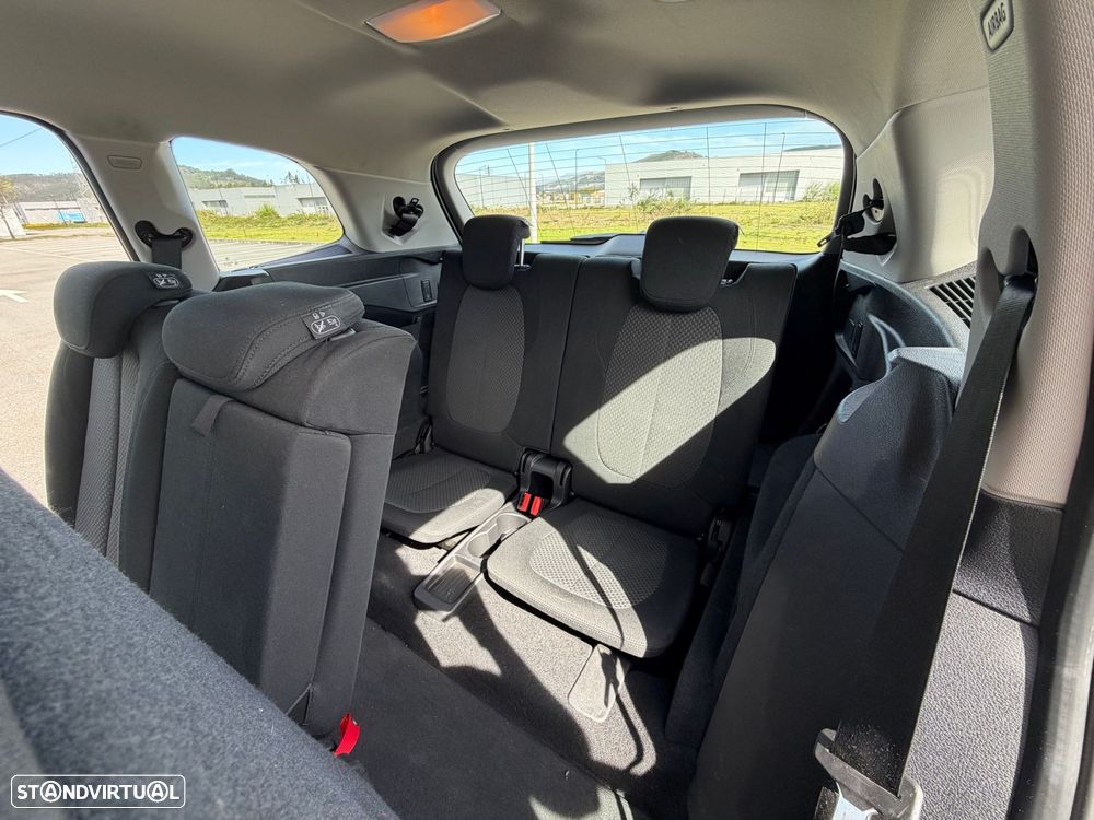 BMW 216 Gran Tourer d 7L Line Sport Auto - 11