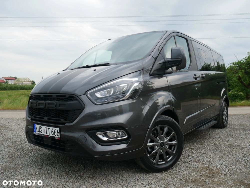 Ford Tourneo Custom 320 L2H1 VA Autm Titanium - 3
