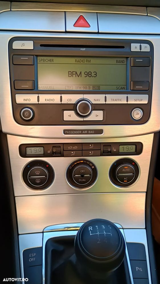 Volkswagen Passat - 15