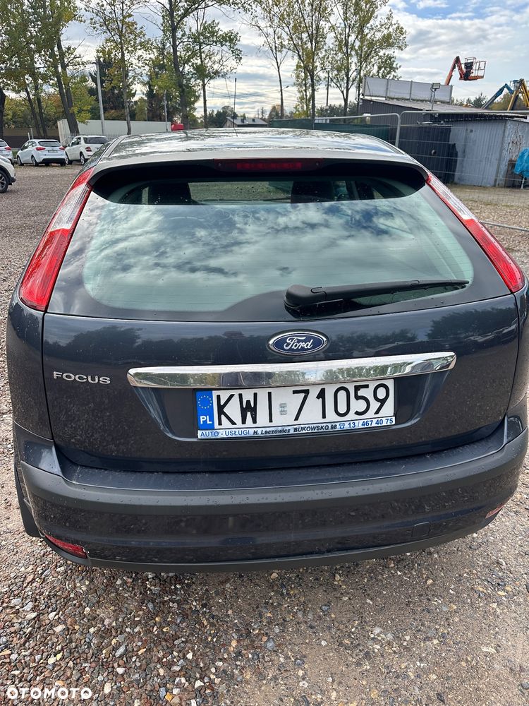 Ford Focus - 9