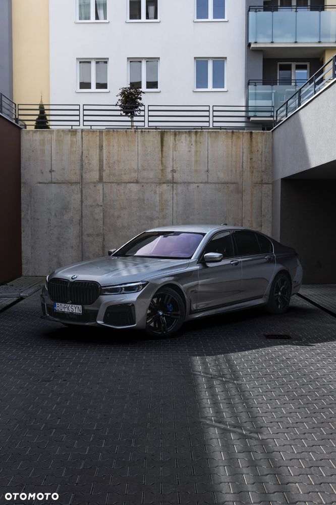 BMW Seria 7 - 8