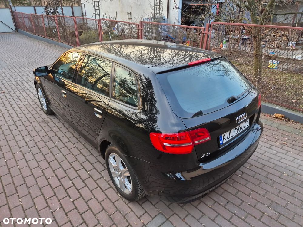 Audi A3 Sportback 1.6 Attraction - 8