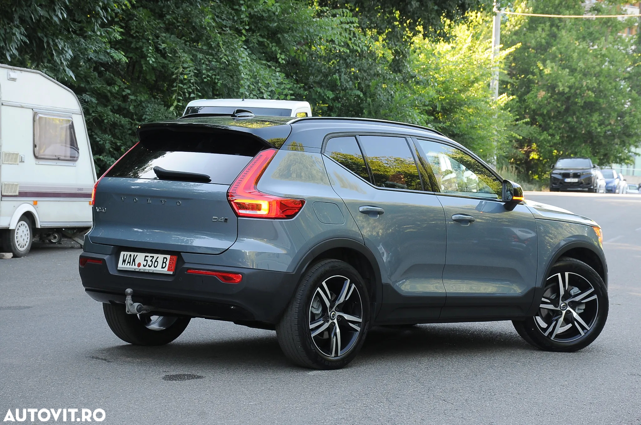 Volvo XC 40 D4 AWD Geartronic R-Design - 3
