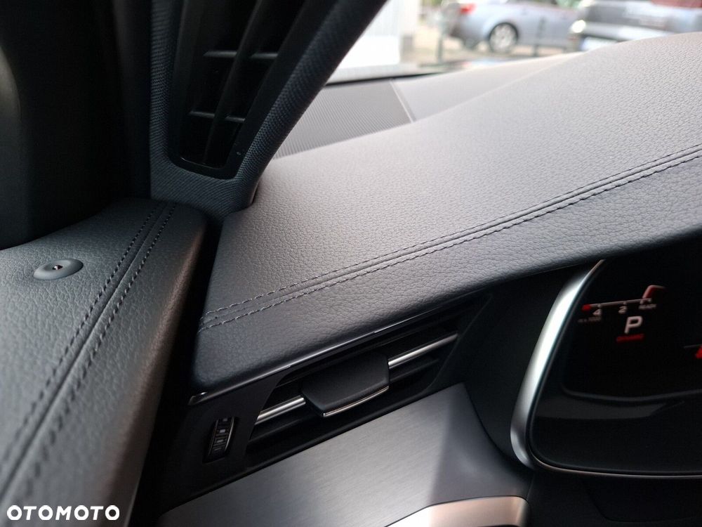 Audi A6 Avant - 32