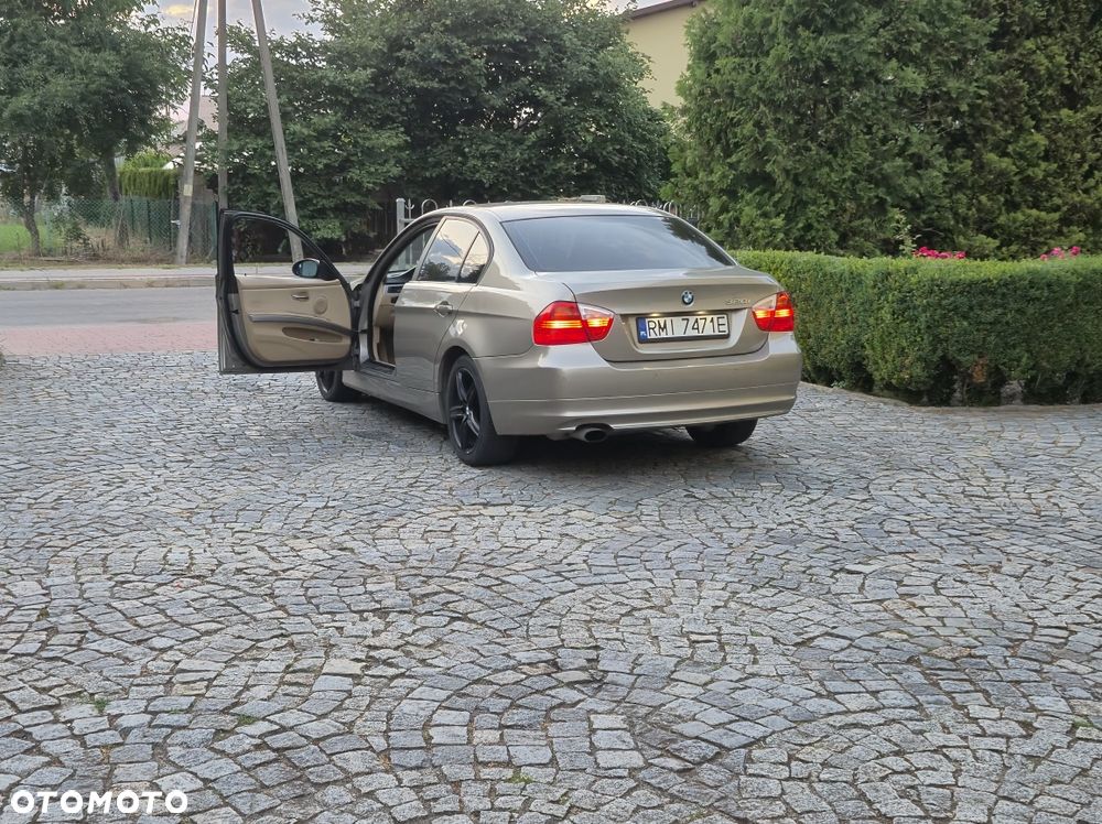 BMW Seria 3 - 1