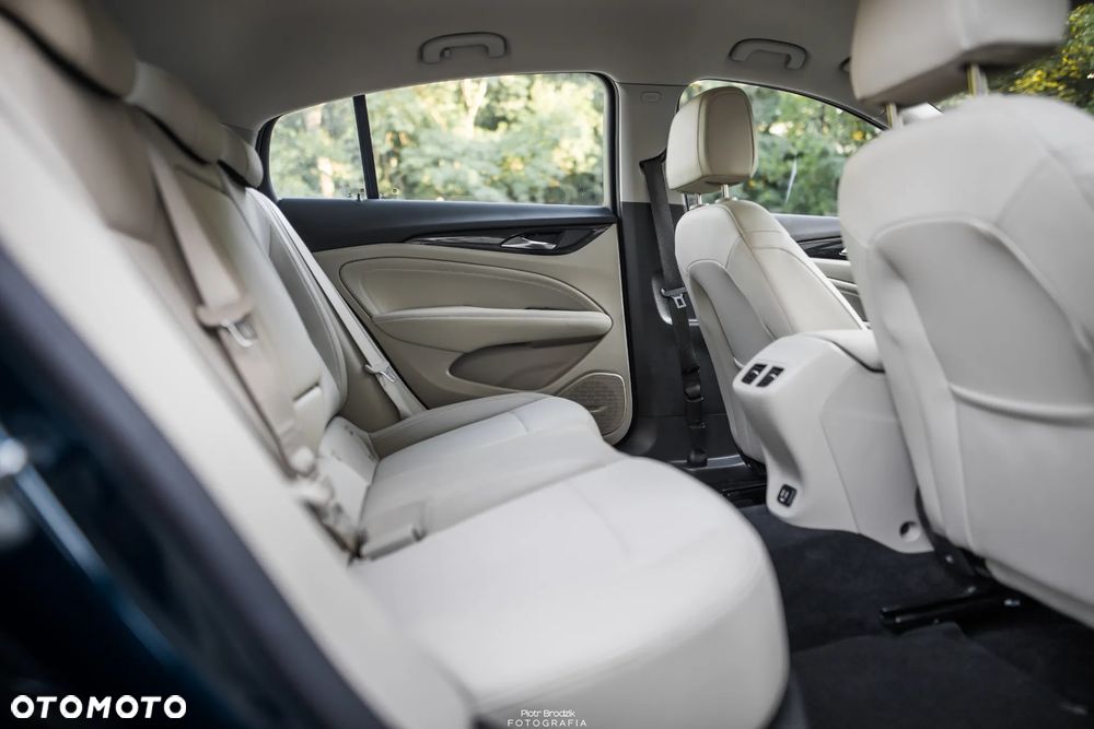 Opel Insignia 1.5 T Innovation S&S - 21