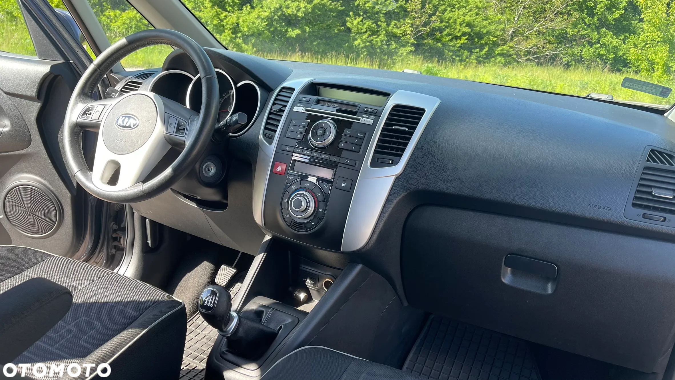 Kia Venga - 26
