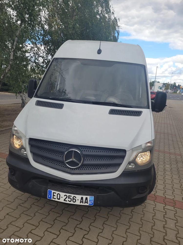 Mercedes-Benz Sprinter - 5
