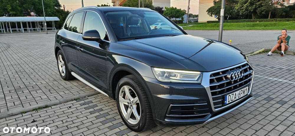 Audi Q5 2.0 TDI Design - 1