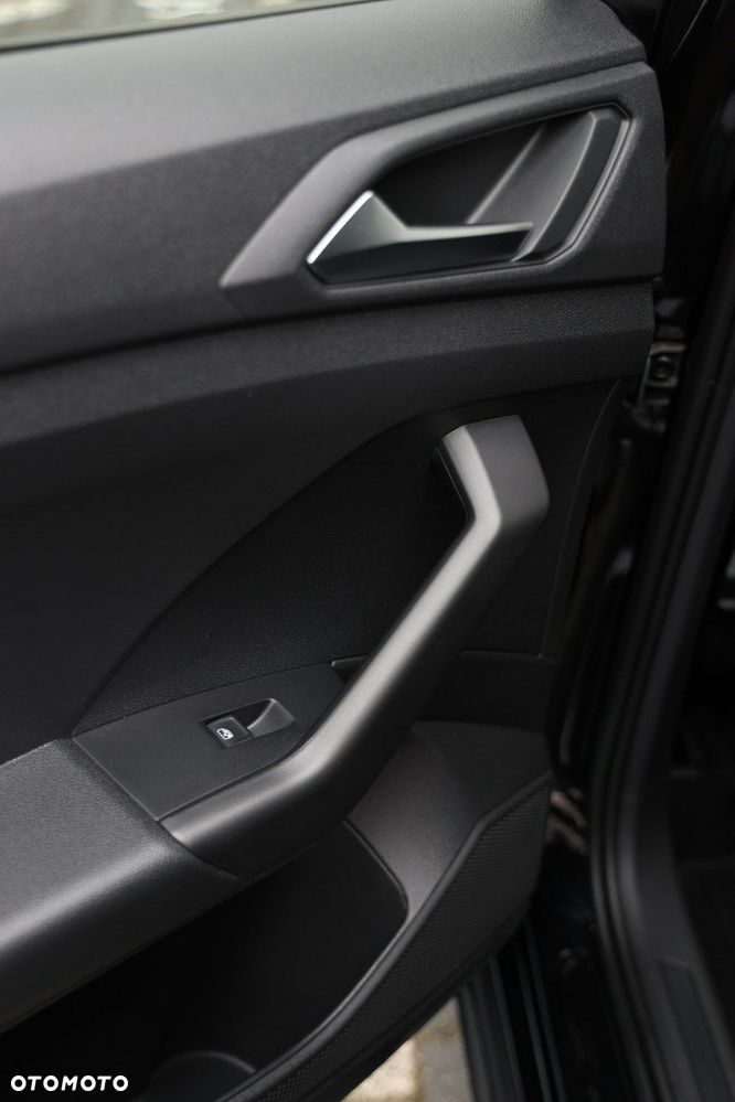 Volkswagen T-Cross - 26