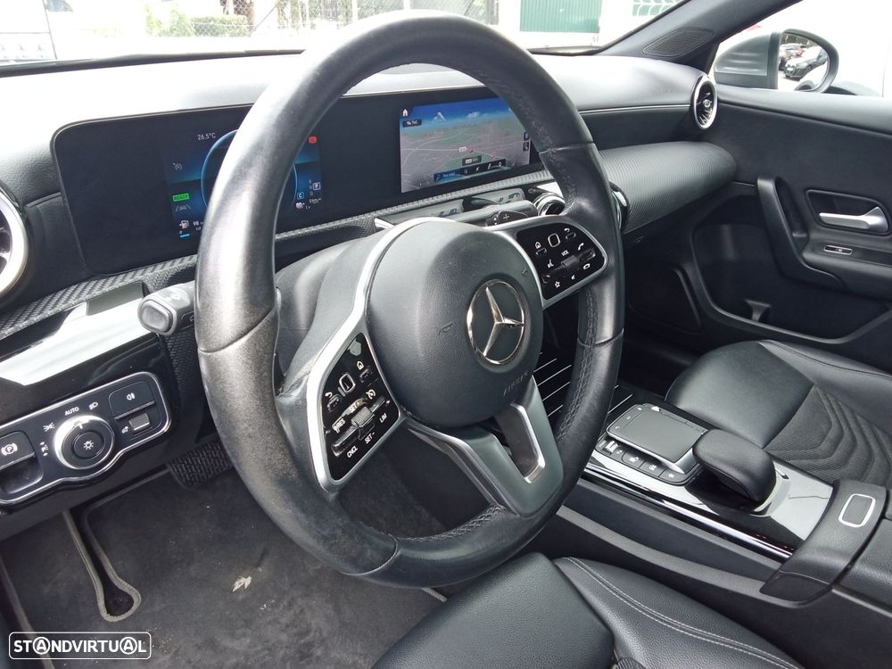 Mercedes-Benz A 250 e Style Plus - 13