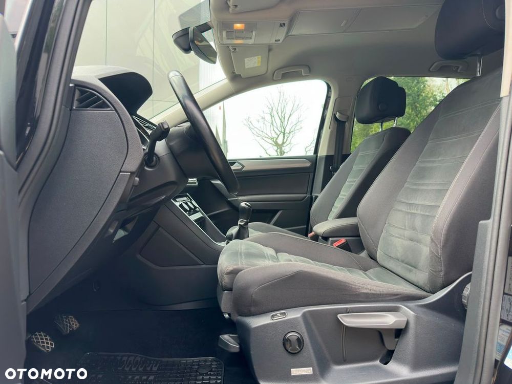 Volkswagen Touran 2.0 TDI BMT Comfortline - 10