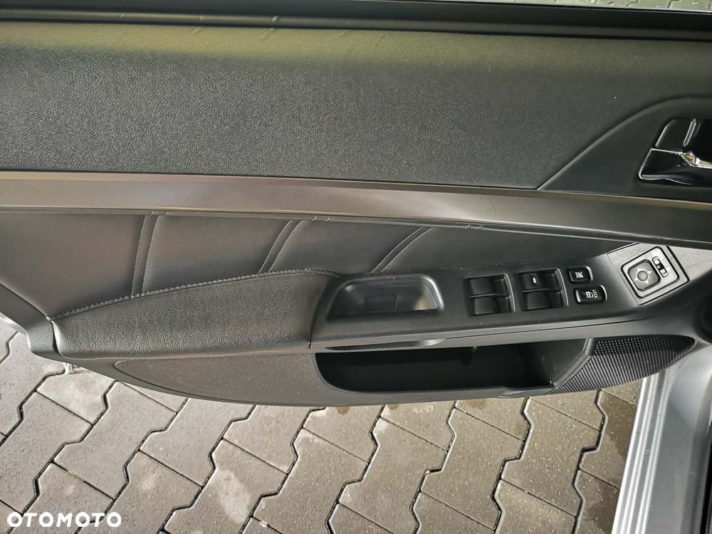 Mitsubishi Lancer 1.6 Inform - 20