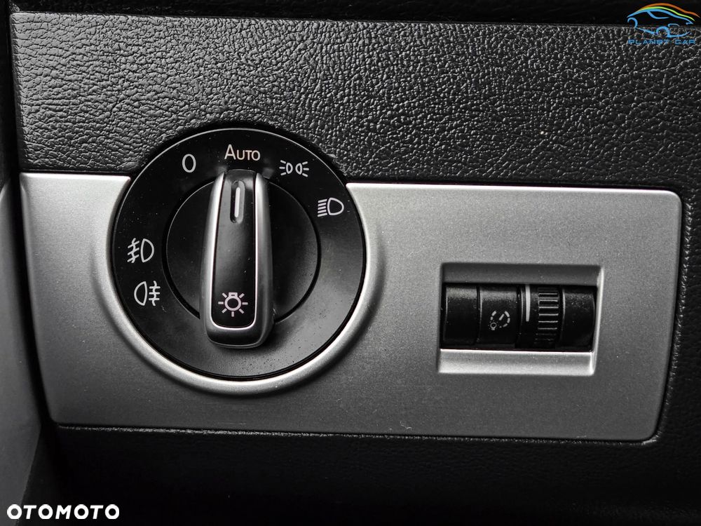 Volkswagen Multivan - 28