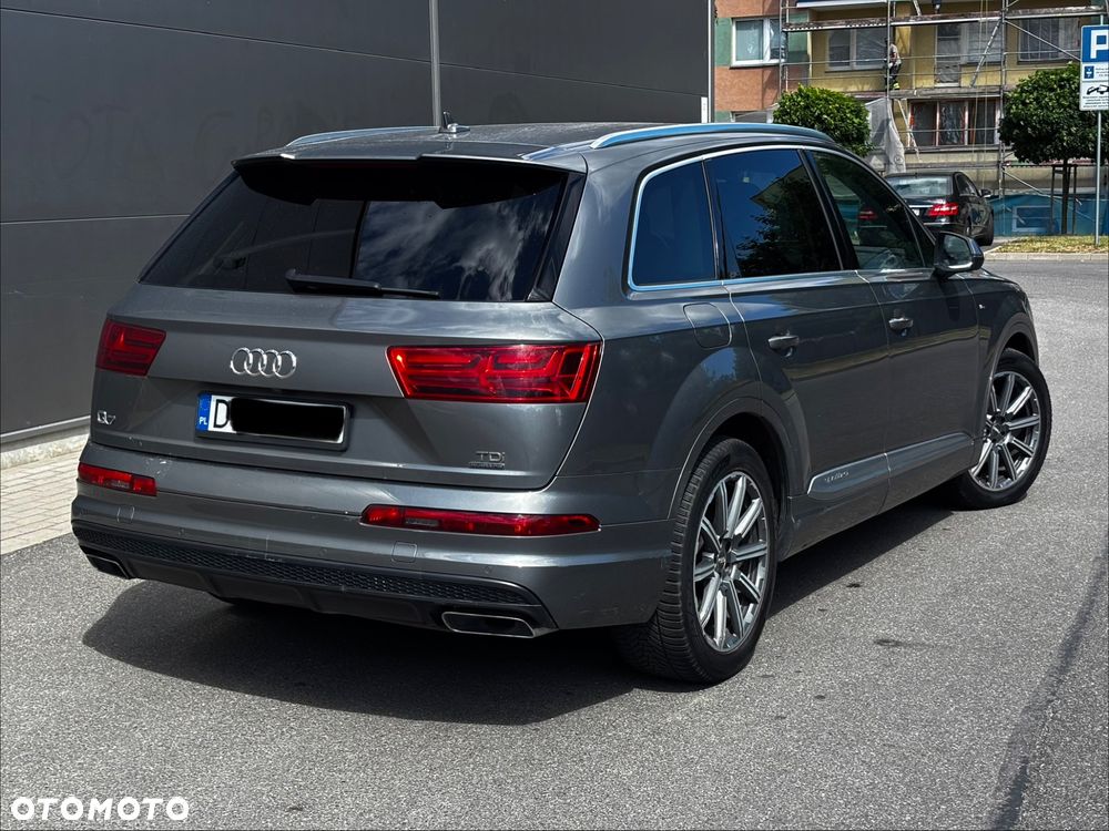 Audi Q7 - 4