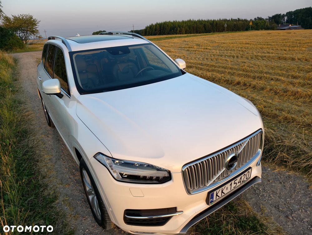 Volvo XC 90 T5 AWD Momentum 7os - 24