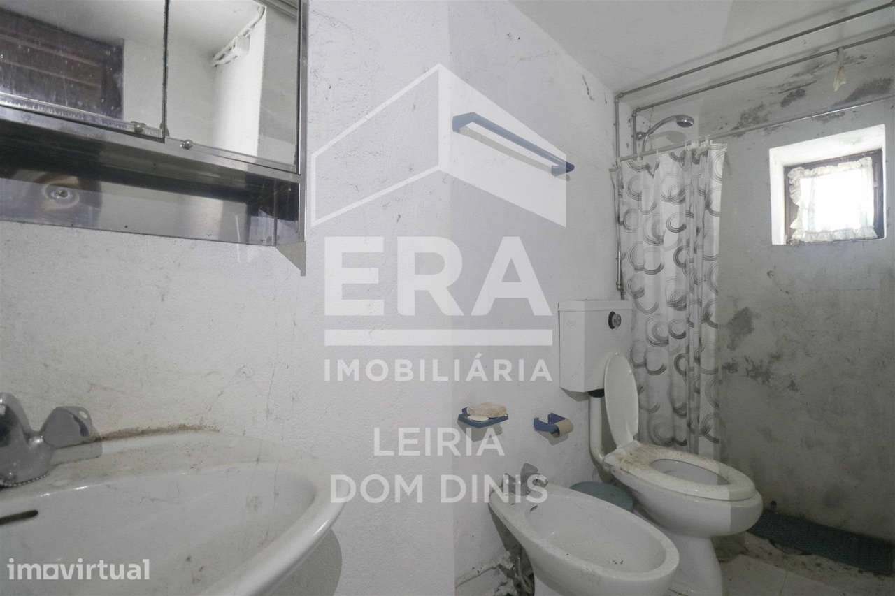 Moradia Rústica T3, inserida num terreno com uma área de 450m2 - Grande imagem: 4/13