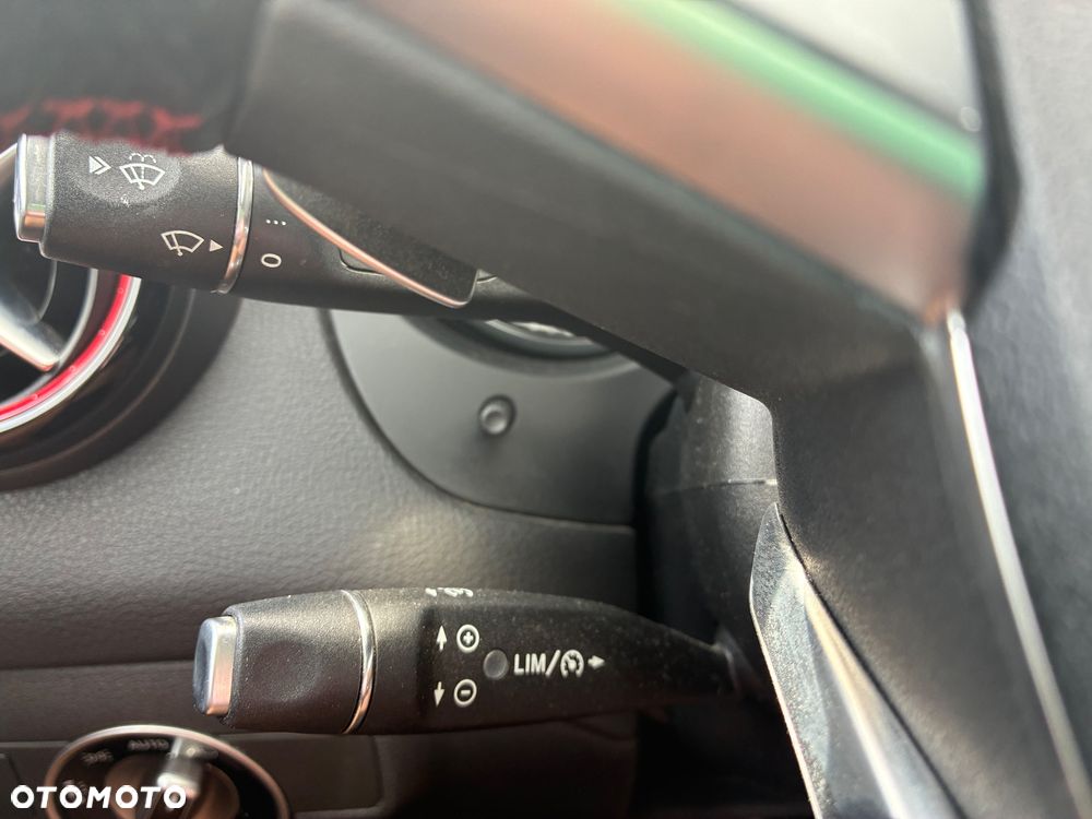 Mercedes-Benz CLA 250 4Matic 7G-DCT Sport - 27