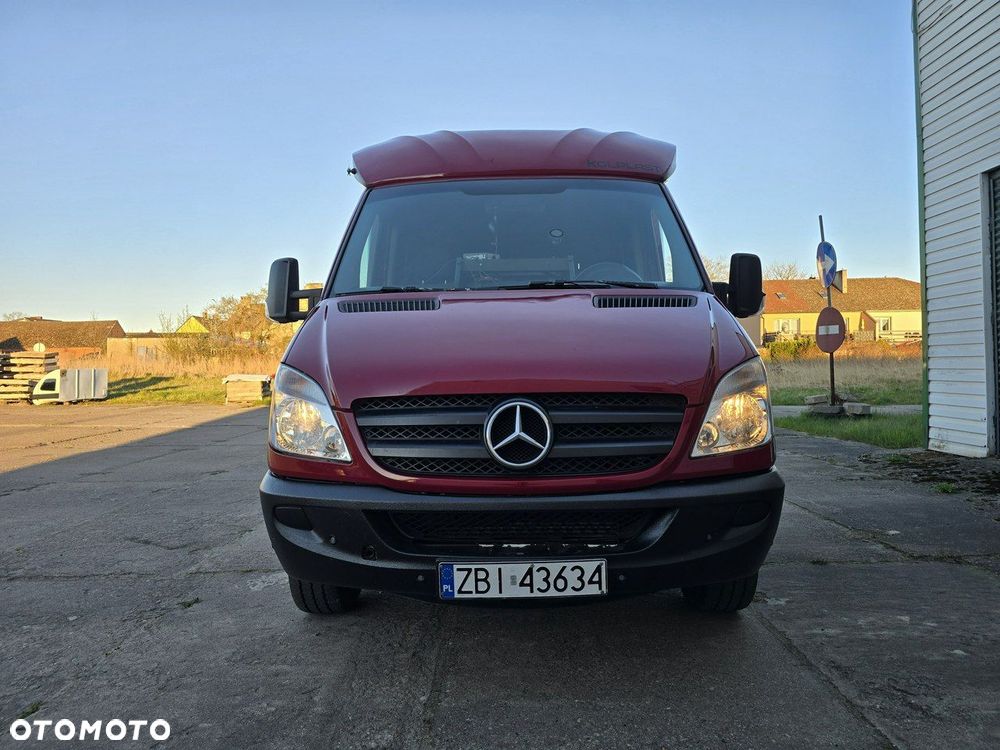 Mercedes-Benz Sprinter - 13
