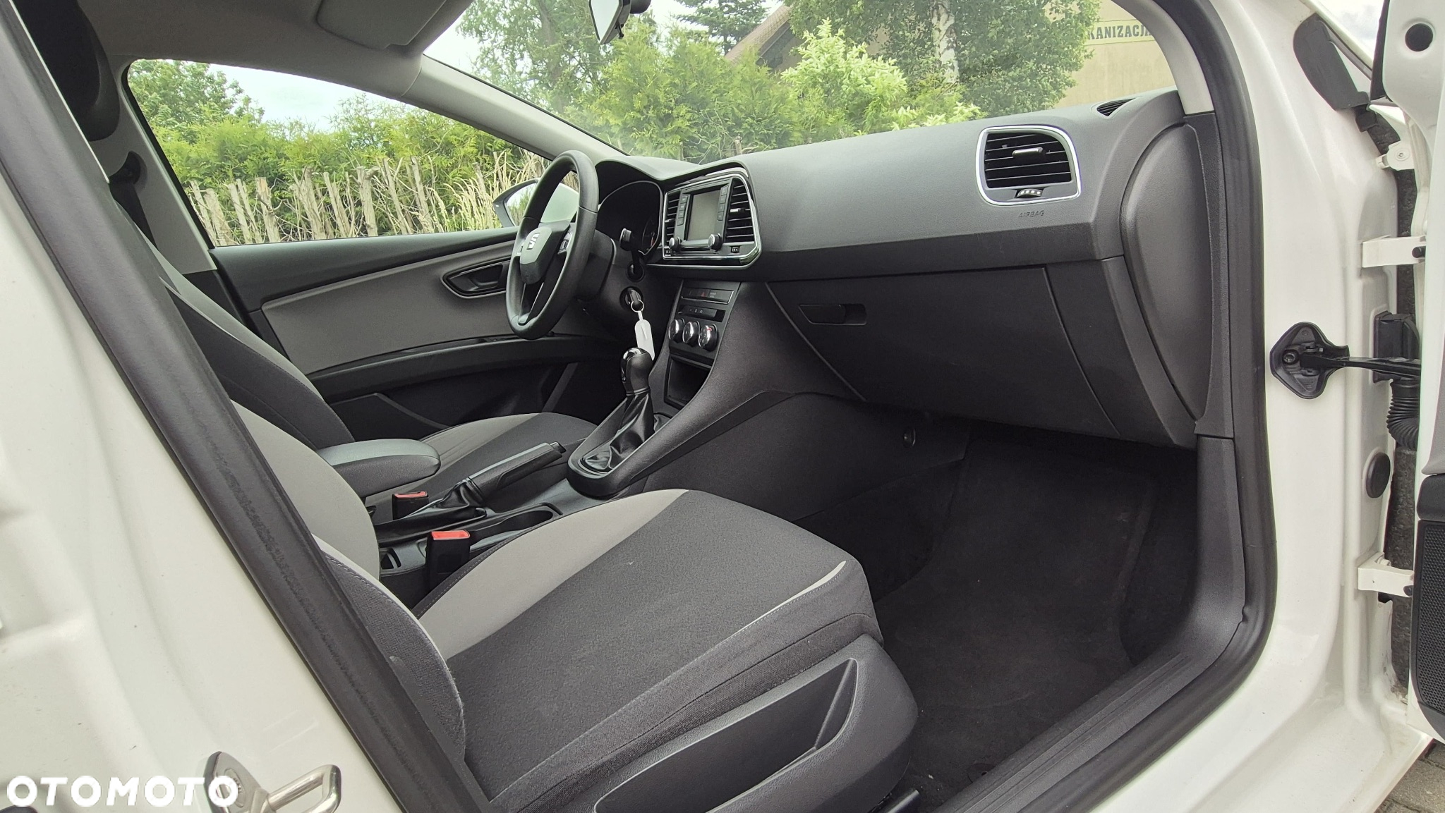 Seat Leon 1.6 TDI DPF Ecomotive Reference - 10