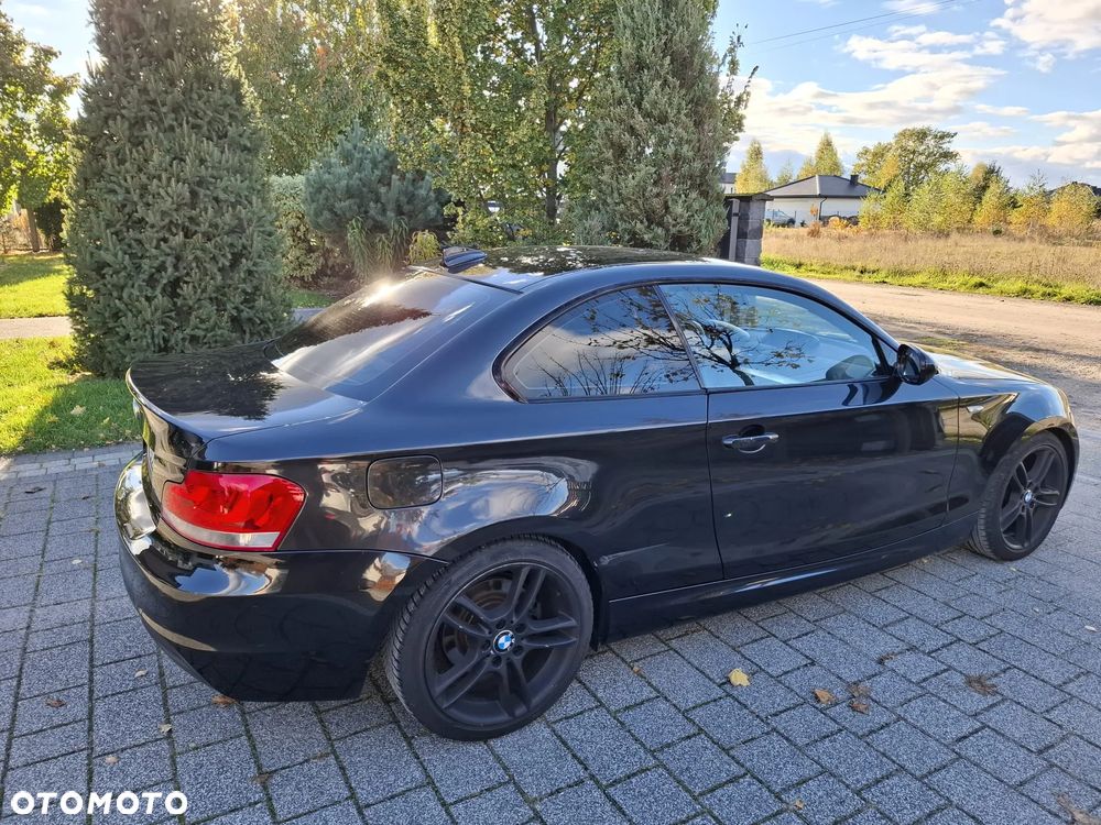 BMW Seria 1 120d - 23