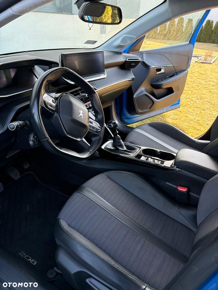 Peugeot 208 1.2 PureTech Allure S&S - 8
