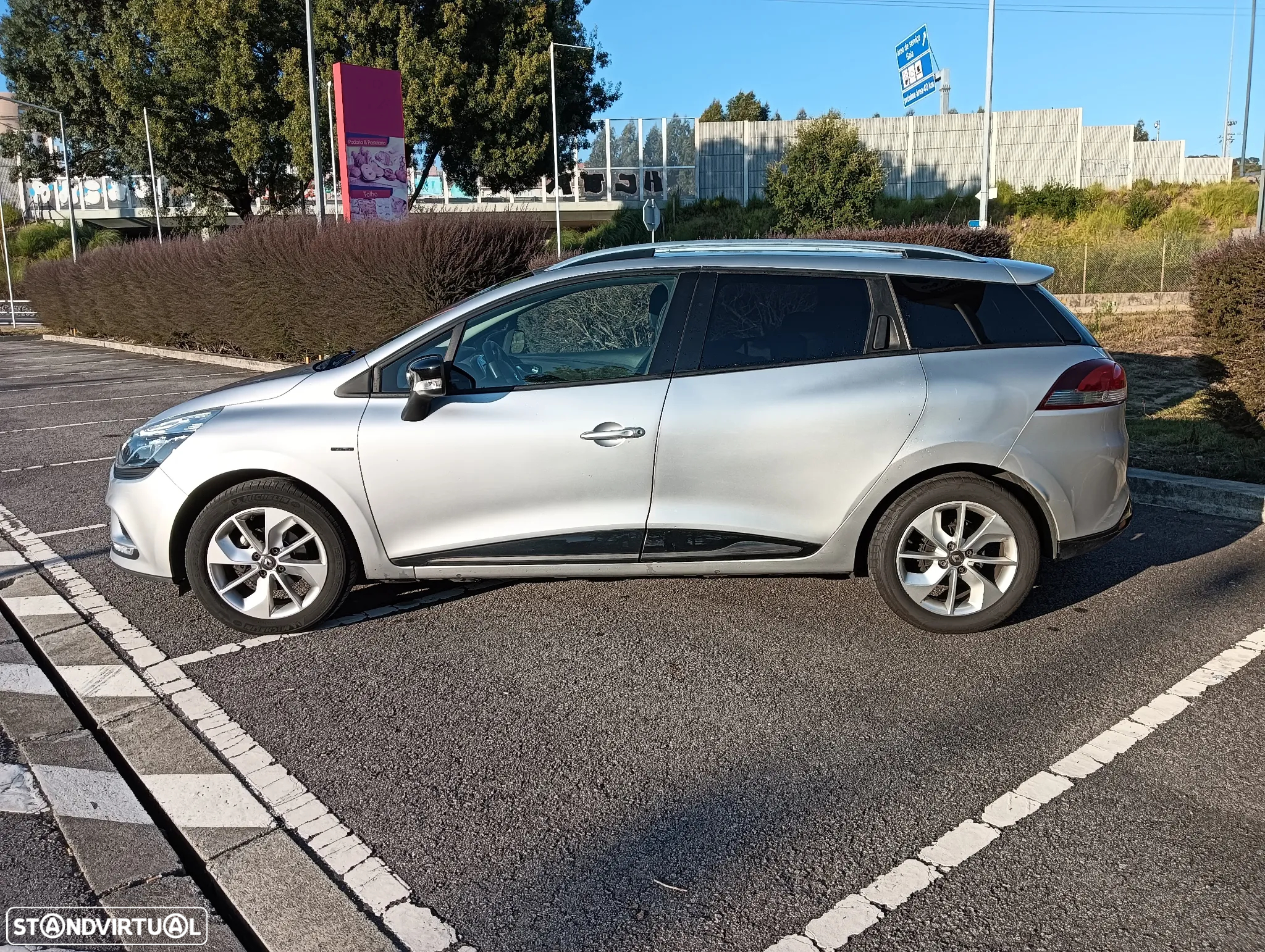Renault Clio Sport Tourer 0.9 TCe Limited - 2