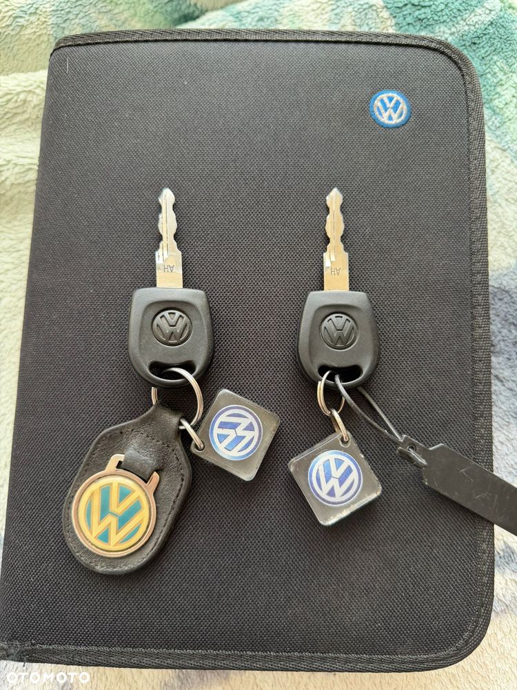 Volkswagen Transporter - 22