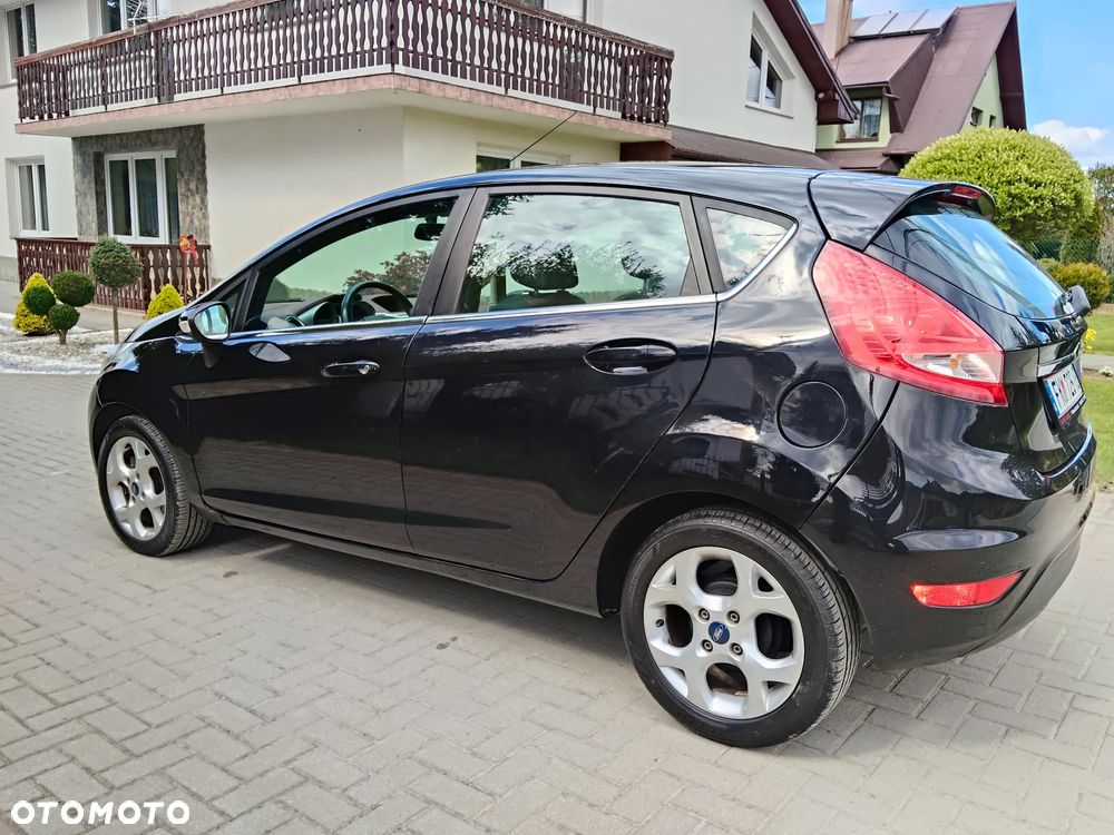 Ford Fiesta 1.25 Titanium - 17