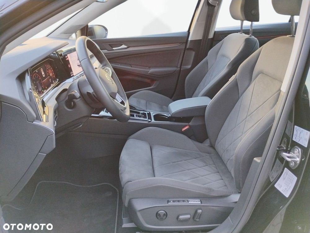Volkswagen Golf 1.5 eTSI Style DSG - 10
