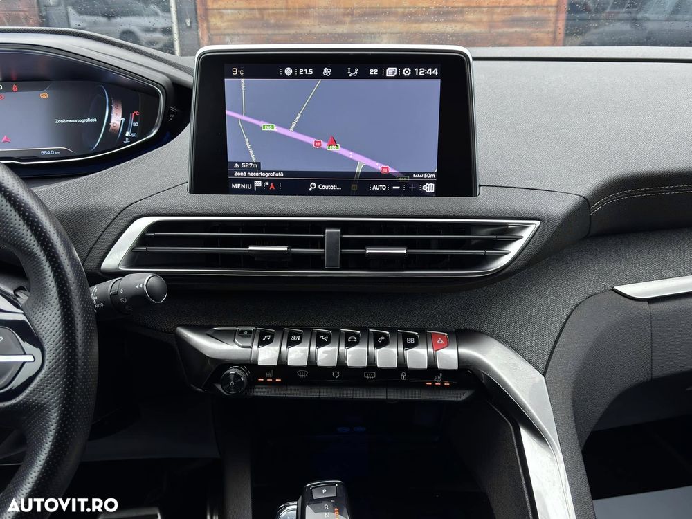 Peugeot 3008 PureTech 130 Stop & Start GPF EAT8 GT - 24