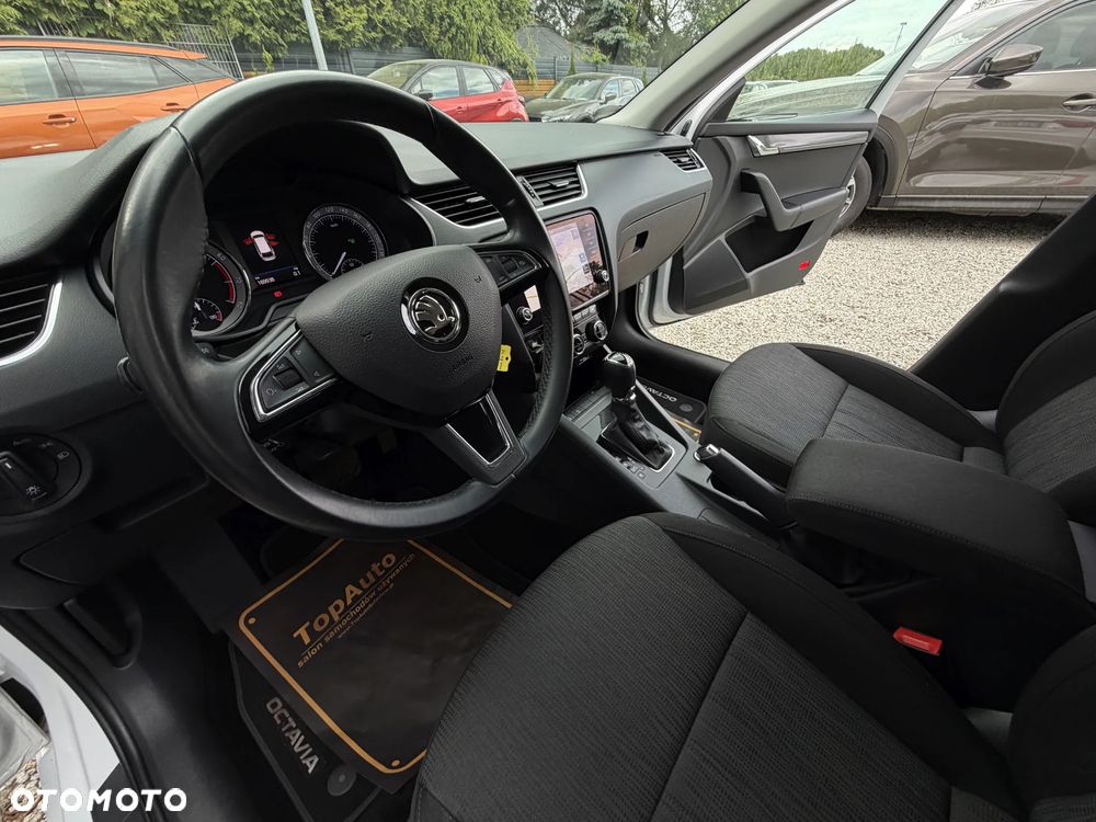 Skoda Octavia 1.5 TSI ACT DSG Ambition - 20
