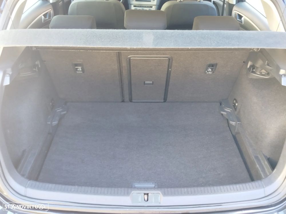 VW Golf 1.0 TSI Confortline - 11