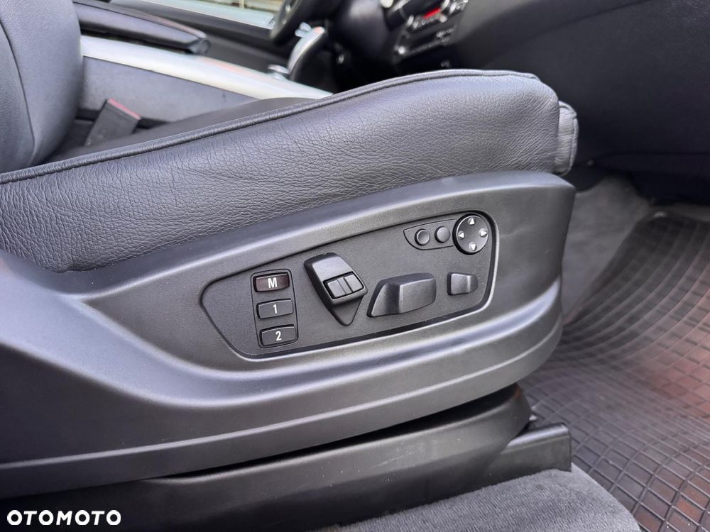 BMW X5 xDrive35d - 31