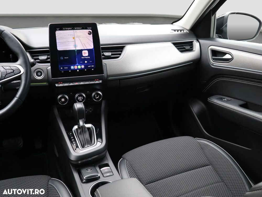 Renault Arkana E-TECH 145 Techno - 10
