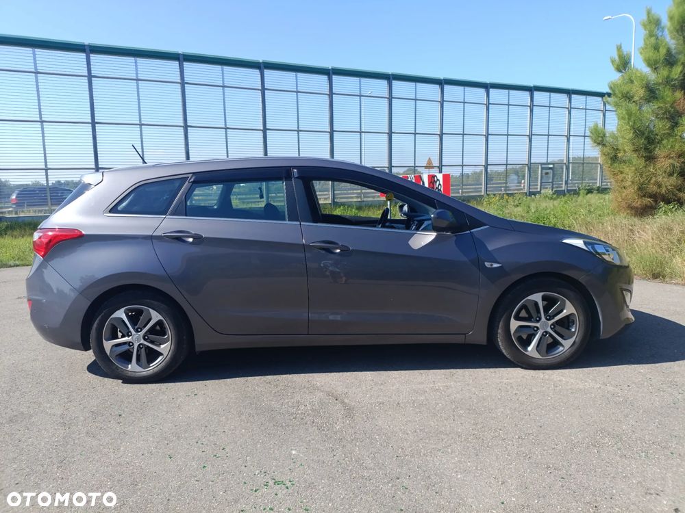Hyundai i30 - 16