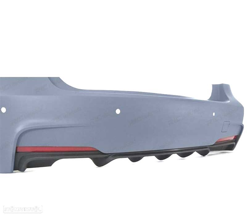 PARA-CHOQUES TRASEIRO BMW F30 SEDAN LOOK M PERFORMANCE PDC - 3