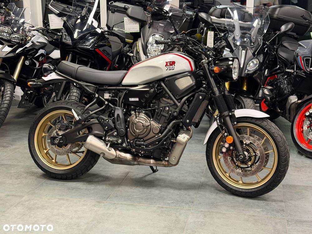 Yamaha XSR - 2