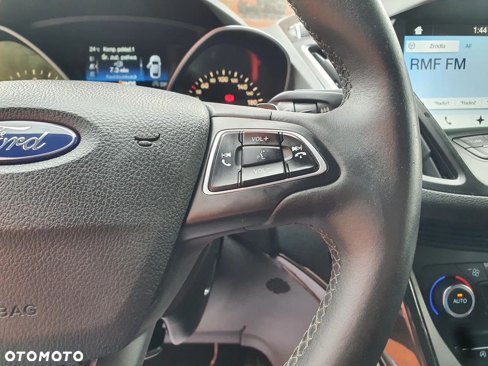Ford Kuga 1.5 TDCi 2x4 ST-Line - 20