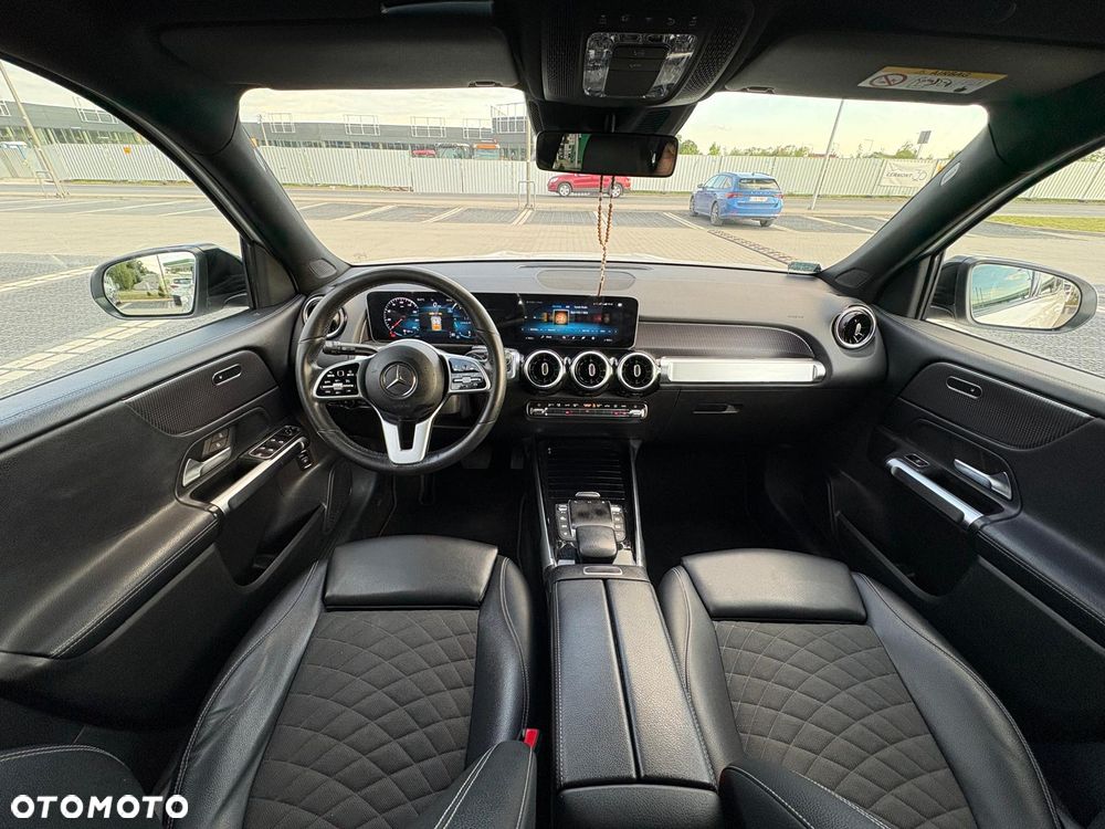 Mercedes-Benz GLB 200 d 4-Matic 8G-DCT - 9