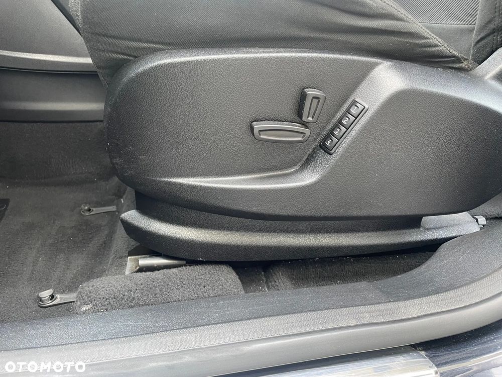 Ford S-Max 2.0 TDCi DPF Titanium - 13