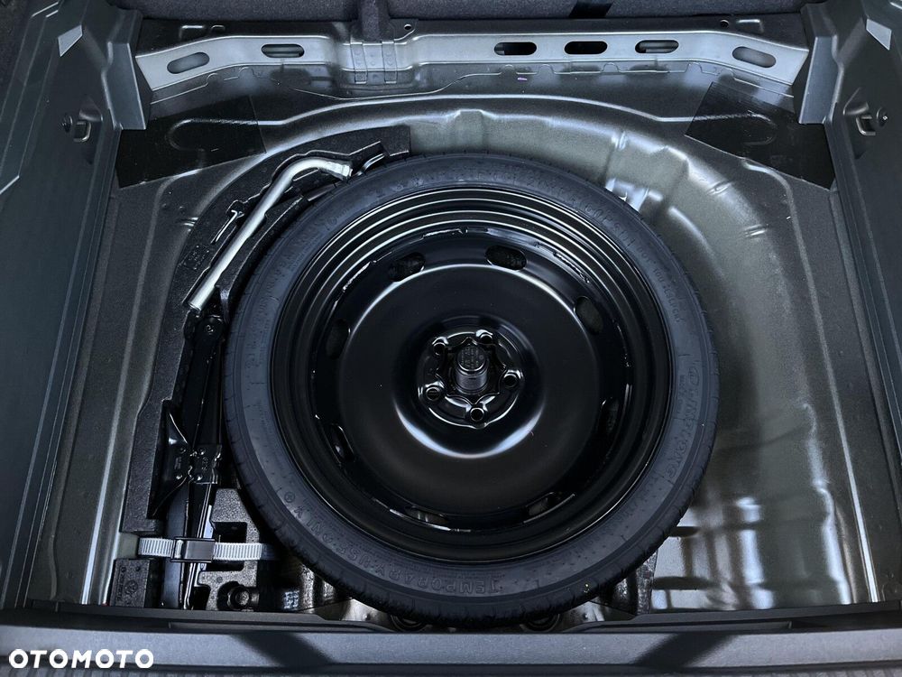 Volkswagen T-Roc - 35
