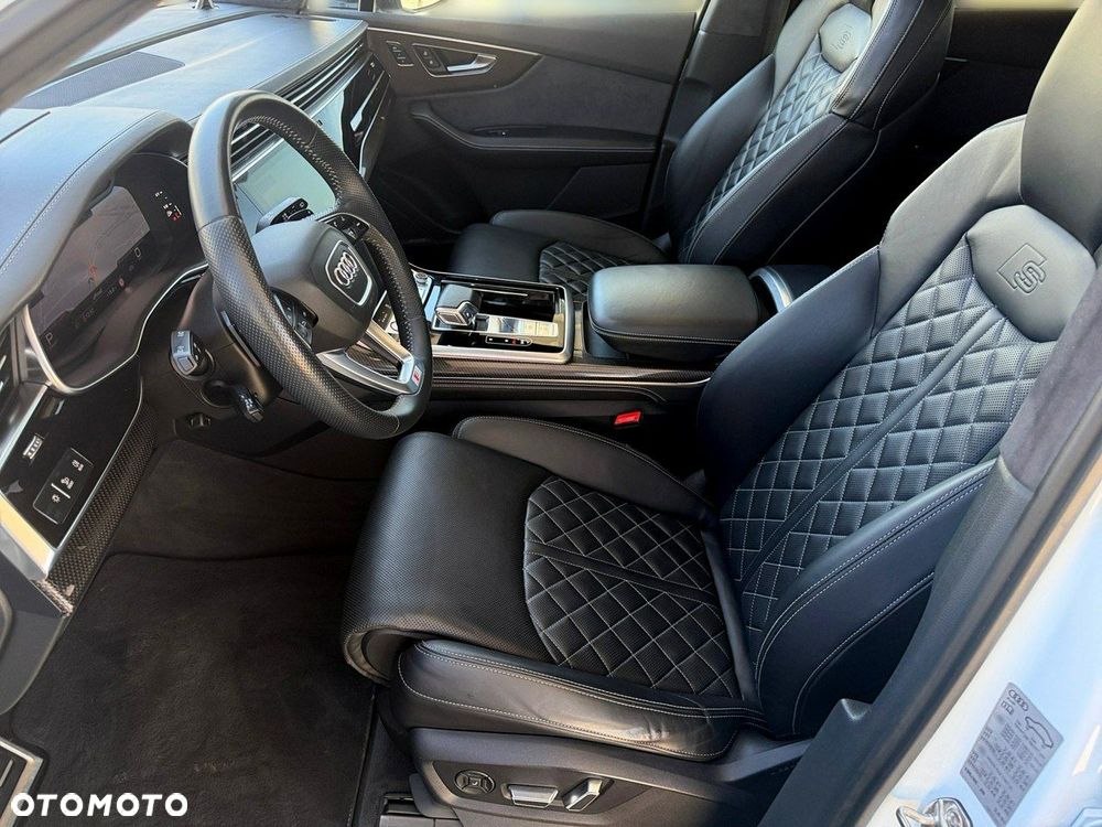 Audi SQ7 - 16