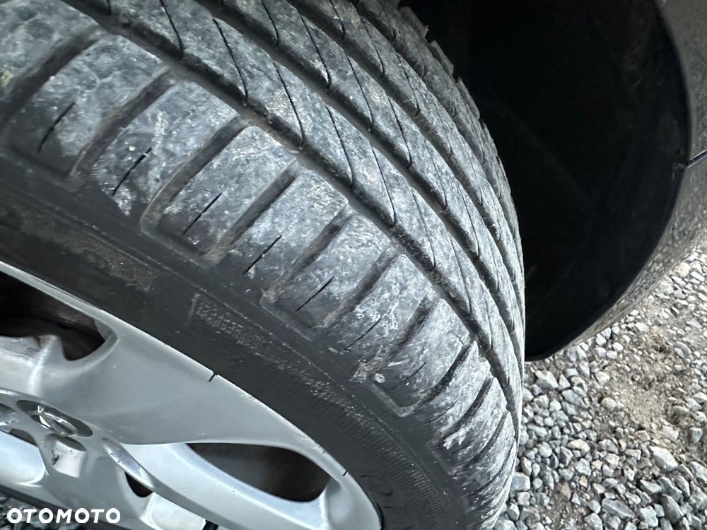 Opel Astra 1.6 T Cosmo - 11