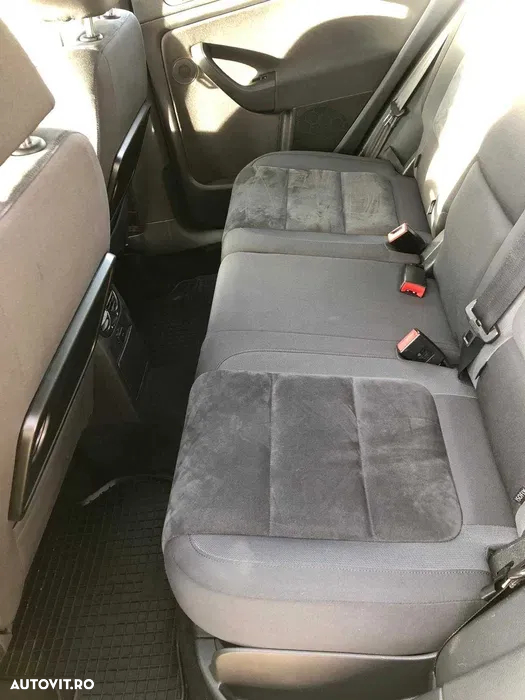 Volkswagen Golf Plus - 6