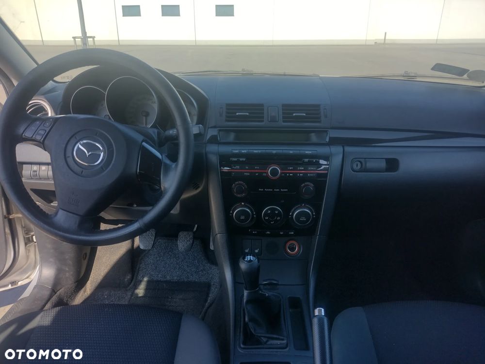 Mazda 3 1.6 MZR Active - 10