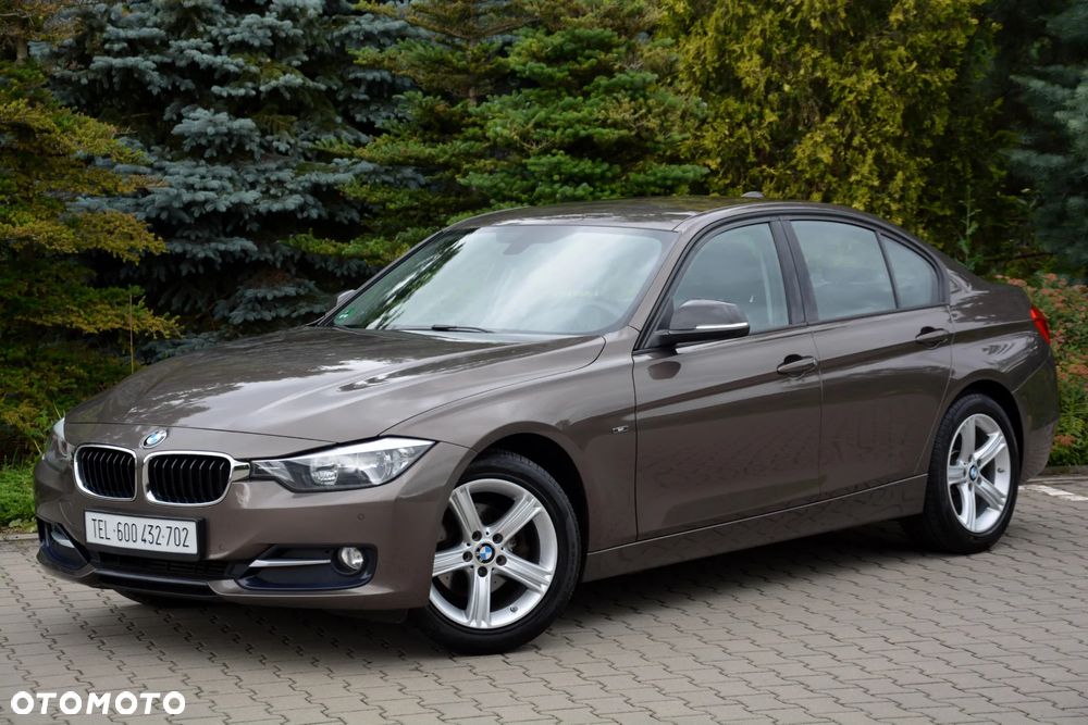BMW Seria 3 318d Blue Performance Sport Line - 14
